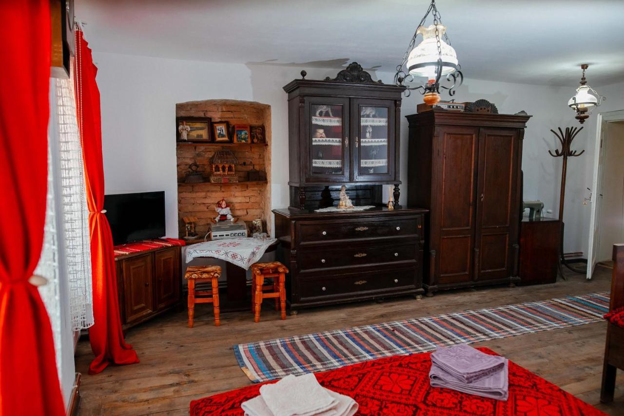 Casa Pe Valea Hartibaciului Country house *