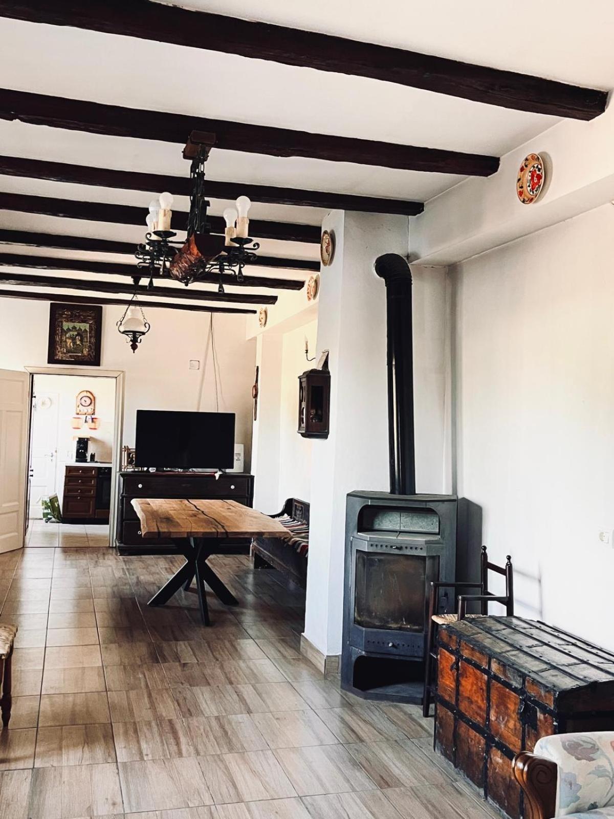 Casa Pe Valea Hartibaciului Country house